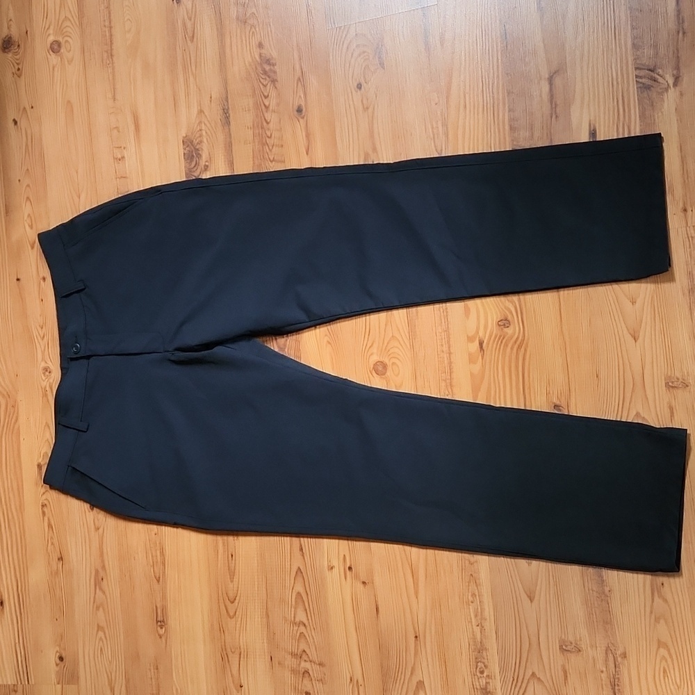 Under Armour Black Dress Pants Classic Cut